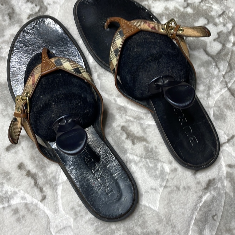 Women’s Burberry Sandals flip flops 6 - Picture 12 of 14